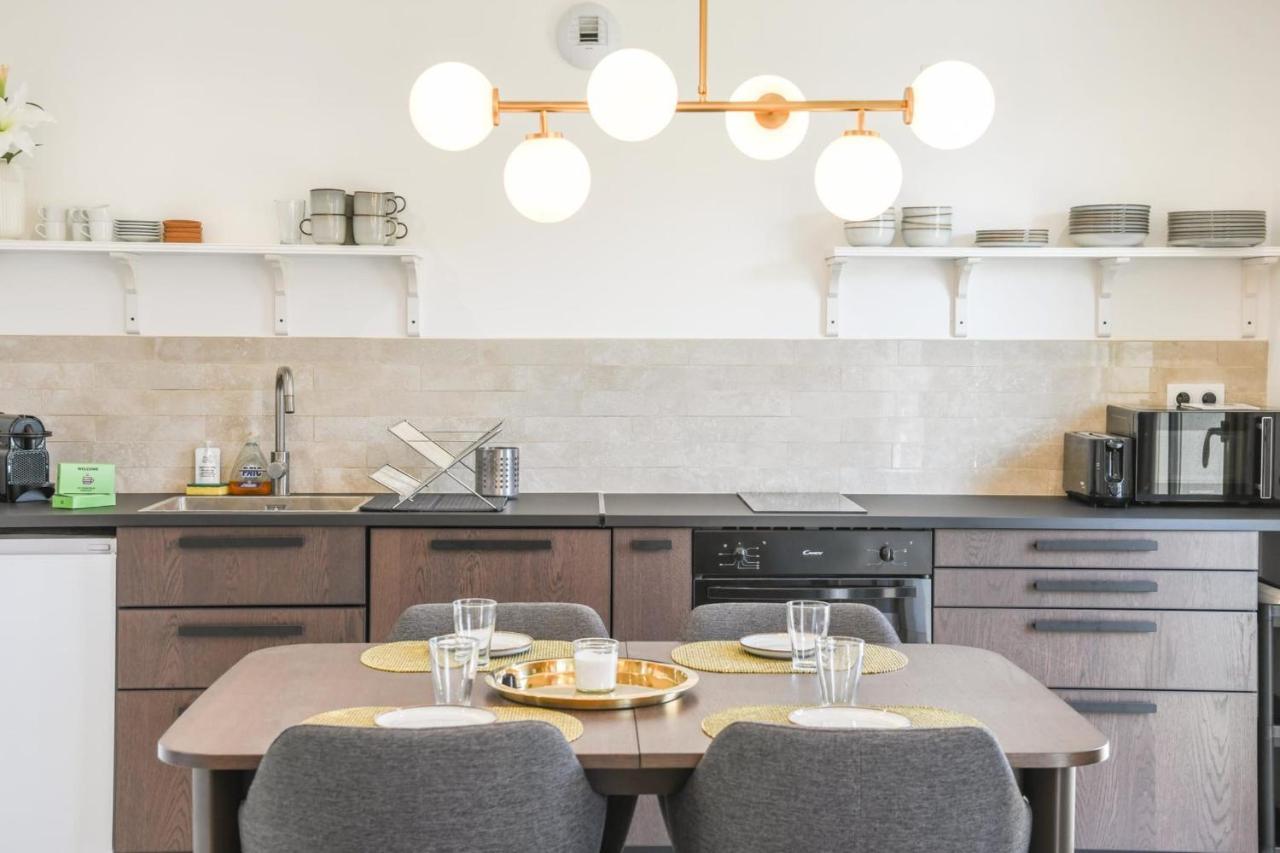 Appart Standing 2 Chambres Avec Balcon Et Parking Marseille Bagian luar foto